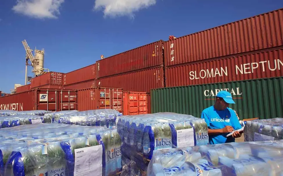 Hillfsgüter auf Reise Hilfsgüter auf Reise