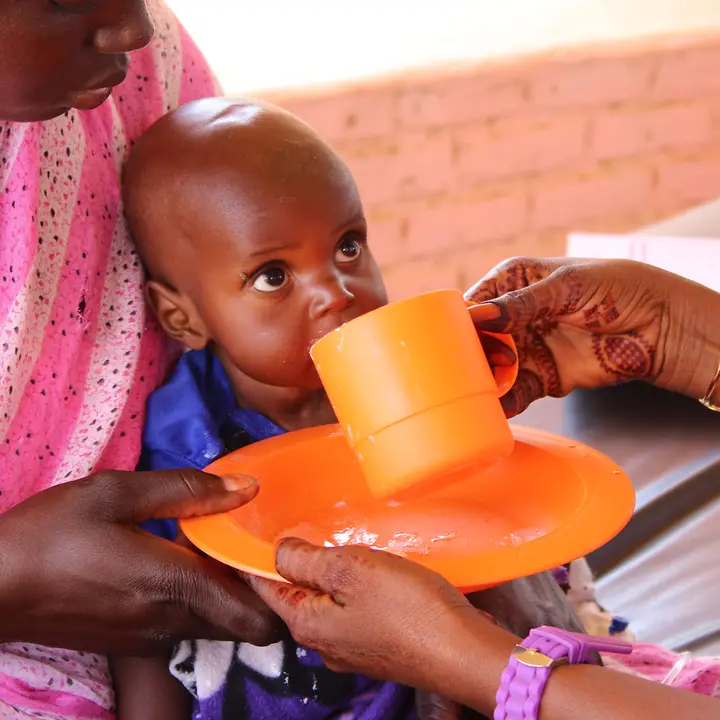 ernährungspaket-gross-nebenbild-2 ernährungspaket-gross-nebenbild-2