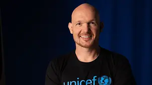 Alexander Gerst - Kinderrechte leben. Demokratie stärken. | © UNICEF/Max Menning Alexander Gerst - Kinderrechte leben. Demokratie stärken.