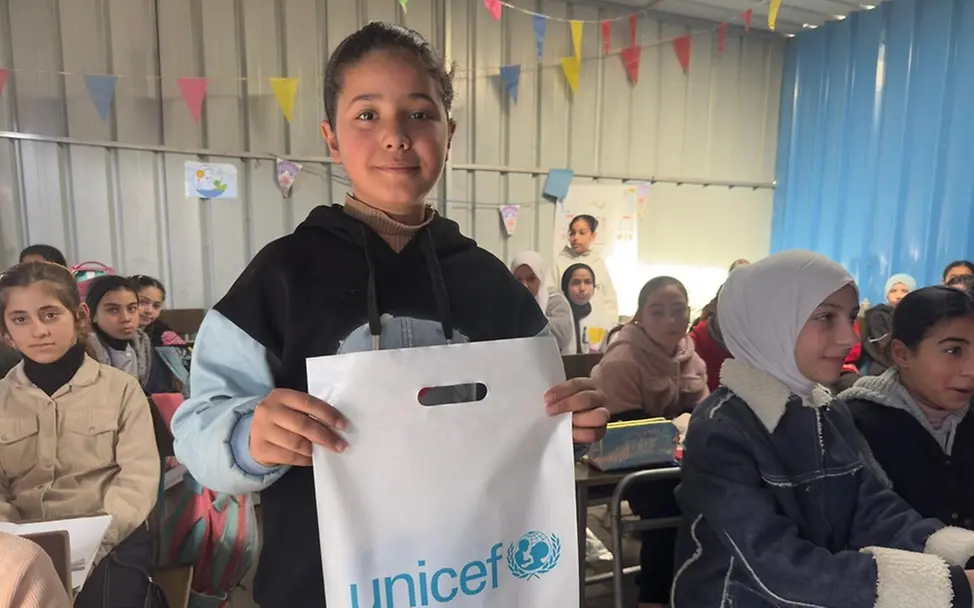 Gaza: UNICEF verteilt Schulmaterialien an Kinder | © UNICEF/Crickx Gaza: UNICEF verteilt Schulmaterialien an Kinder