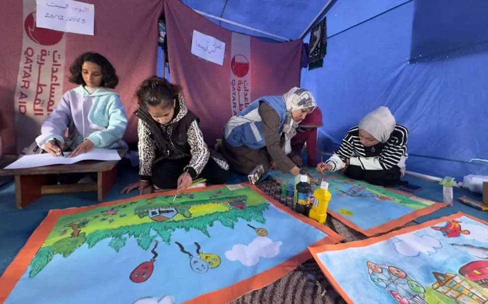 Kinder gestalten ihre Bilder. © UNICEF-SOP/2025 Kinder zeichnen Bilder