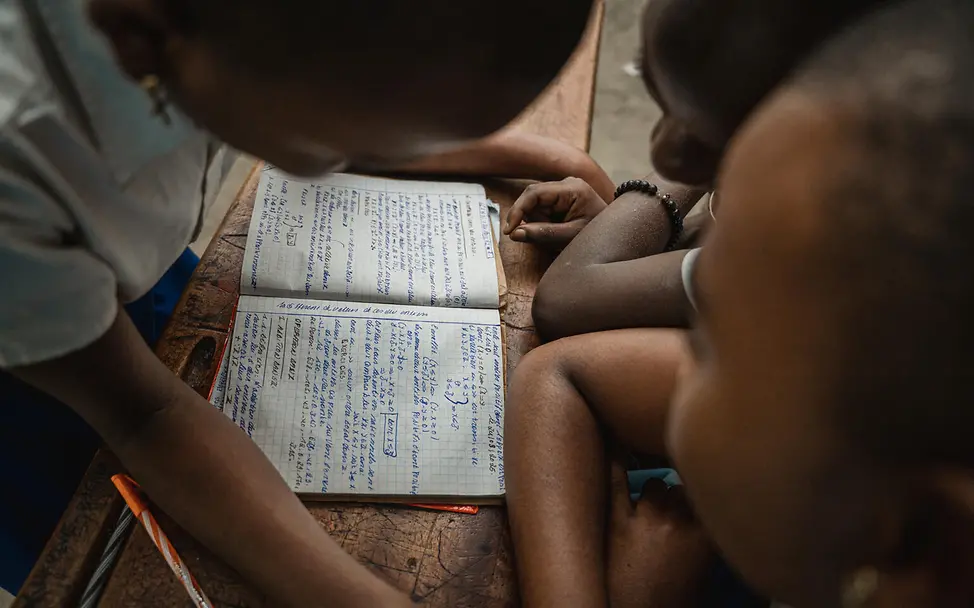 UNICEF reintegriert ehemalige Kindersoldat*innen in der DR Kongo. | © UNICEF/Mirindi Johnson Kinder im Ostkongo: UNICEF reintegriert ehemalige Kindersoldat*innen