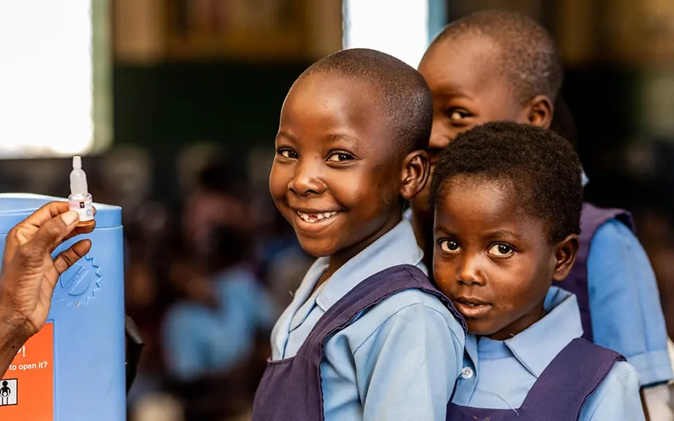 Um Kinder zu schützen, wurde in Malawi eine landesweite Polio-Impfkampagne durchgeführt. | © UNICEF//UNICEF Malawi Um Kinder zu schützen, wurde in Malawi eine landesweite Polio-Impfkampagne durchgeführt.