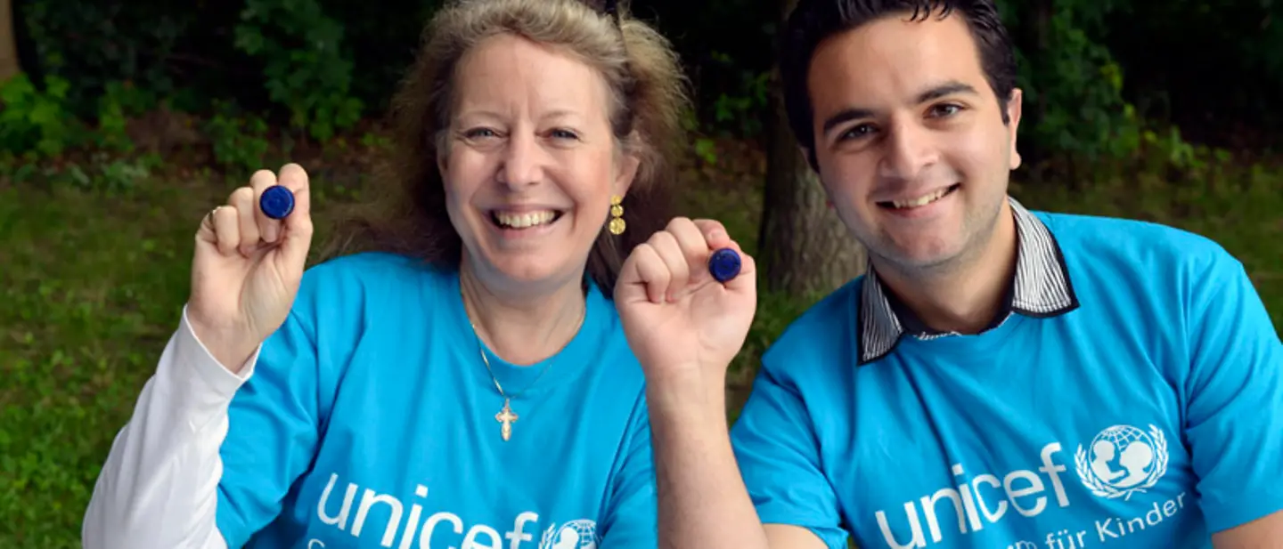 Stempeln für den guten Zweck beim Schülerspendenlauf | © UNICEF DT/Hyou Vielz Laufen für UNICEF: Mitarbeiter Kölner UNICEF-Gruppe