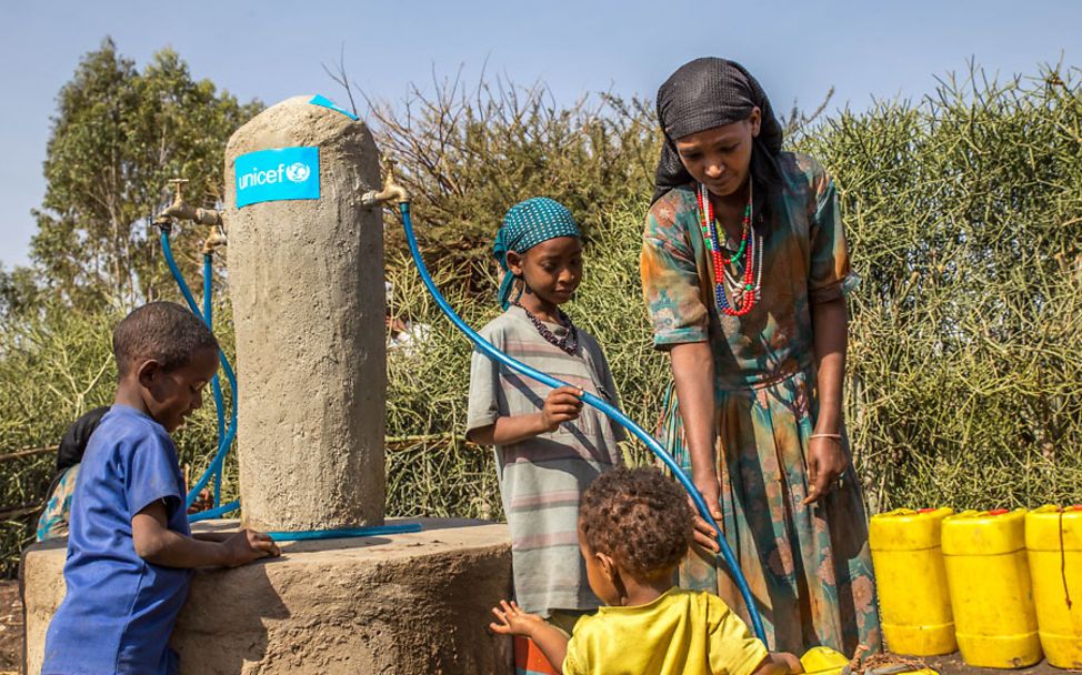 Weltwassertag 2023: Fakten zu Wasserknappheit & Sauberkeit