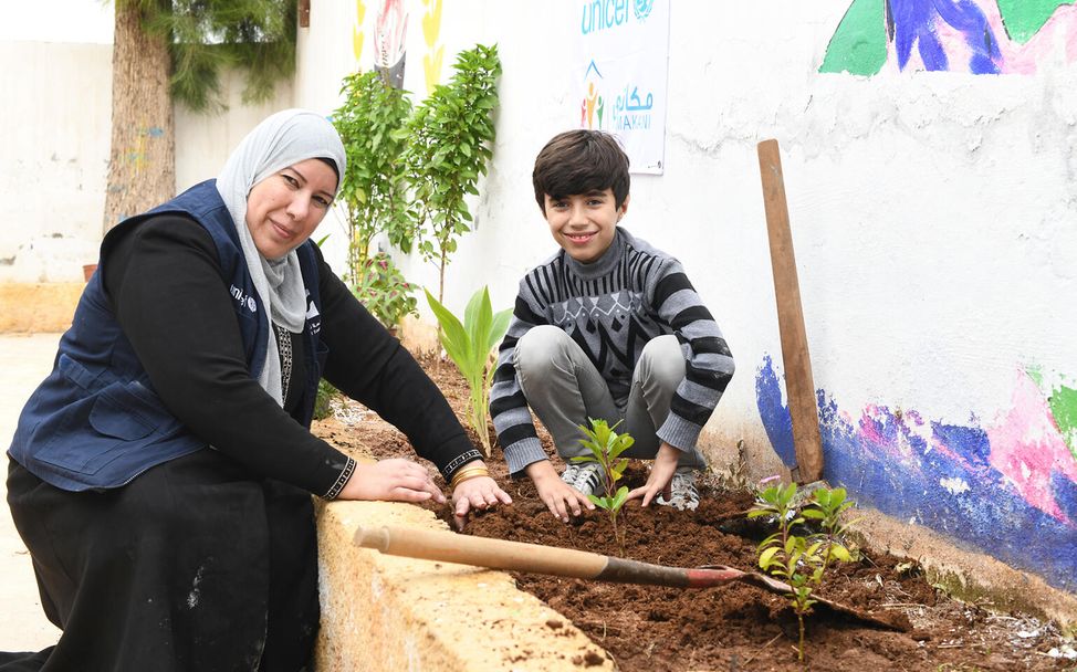 Umweltschutz Jordanien: Bäume pflanzen und Umweltbewusstsein entwickeln.